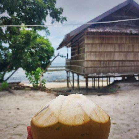 West Mansuar Homestay Pulau Mansuar Exterior photo