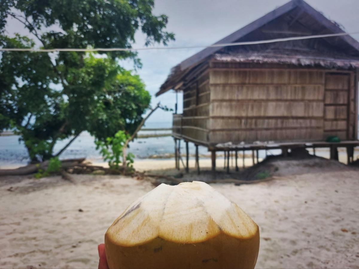 West Mansuar Homestay Pulau Mansuar Exterior photo